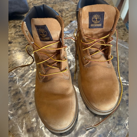 Kids timberland waterproof boots - Picture 2 of 4